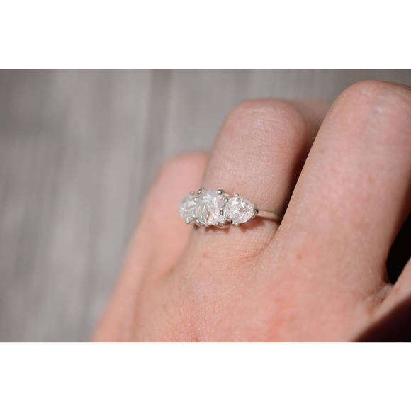 Raw Crystal Ring, Raw Stone Ring, Rings for Women, Stacking Ring, Raw Ge… - Picture 3 of 4
